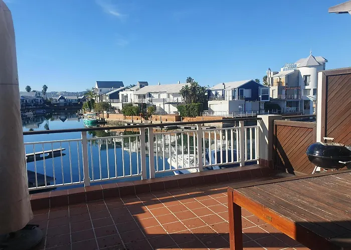 Knysna Quays Waterfront Accomodation