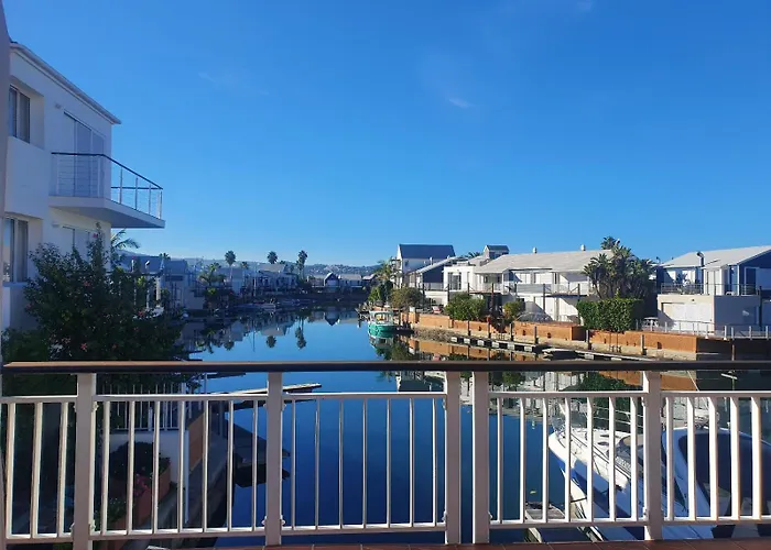 Knysna Quays Waterfront Accomodation